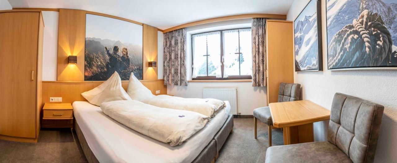 Almhof-Reithof Pitztal Hotel Sankt Leonhard im Pitztal Exterior photo