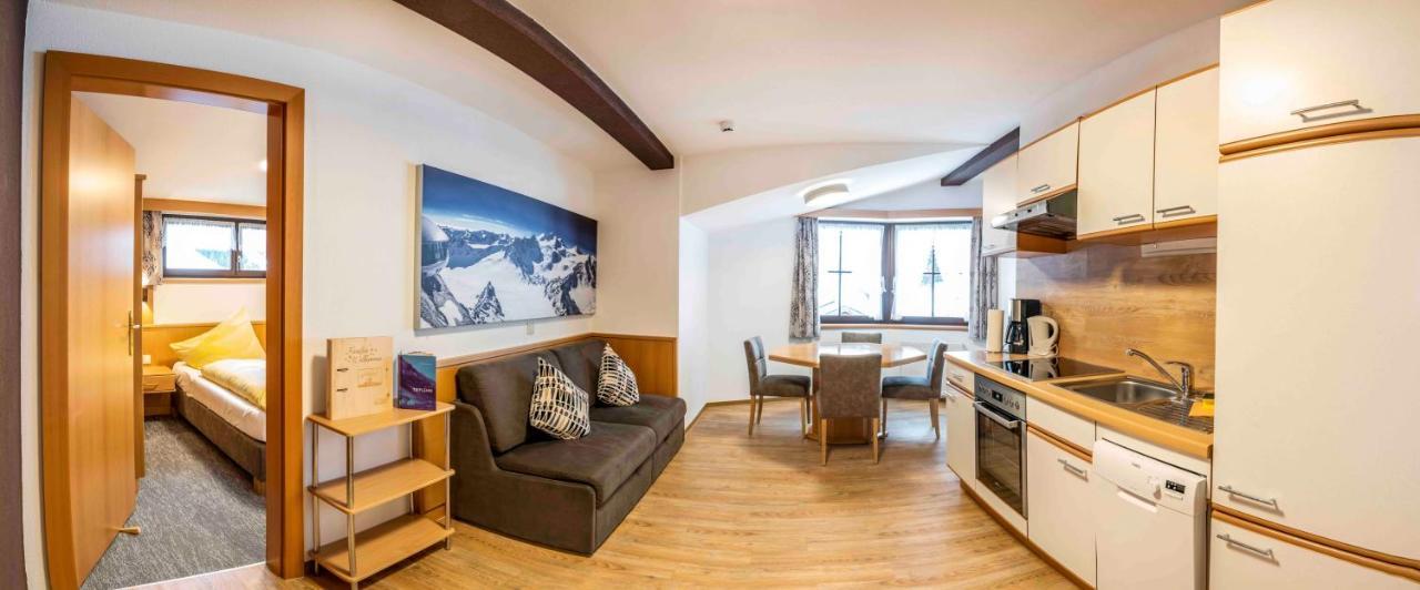 Almhof-Reithof Pitztal Hotel Sankt Leonhard im Pitztal Exterior photo